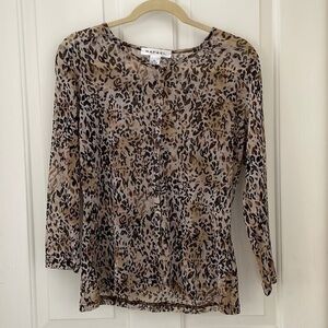 Size XL Rafael women’s top.